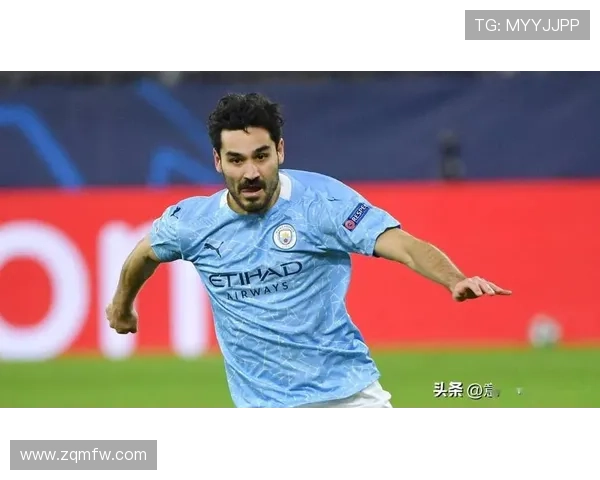 伯恩利新赛季战力提升 引援及战术调整引发球迷热议