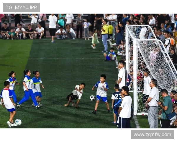 中国足球联赛迎来新赛季 强强对决引爆球迷热情 国脚归队争夺激烈 中国足球联赛迎来新赛季 强强对决引爆球迷热情 国脚归队争夺激烈