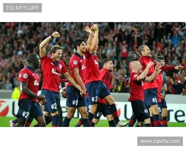 巴黎圣日耳曼俱乐部崛起之路：从地方球队到全球足球巨头的成长历程