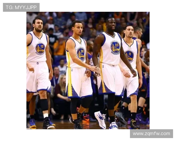 NBA最新赛季战况:詹姆斯再创历史纪录,勇士队阵容变动引关注 NBA最新赛季战况:詹姆斯再创历史纪录,勇士队阵容变动引关注