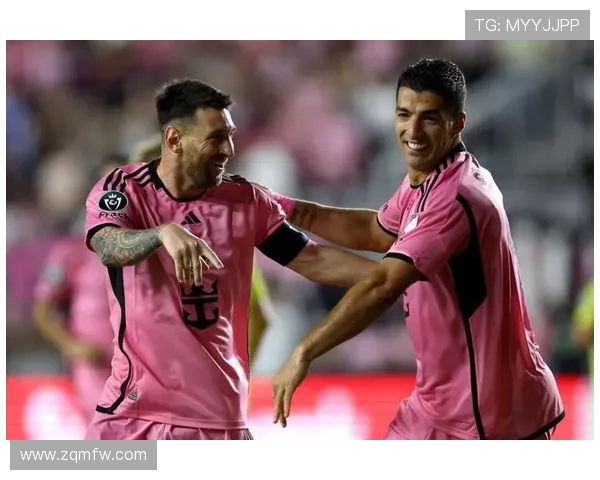 梅西加盟国际迈阿密后首度亮相赛场 曼联与阿根廷传奇球星对决引热议 梅西加盟国际迈阿密后首度亮相赛场 曼联与阿根廷传奇球星对决引热议